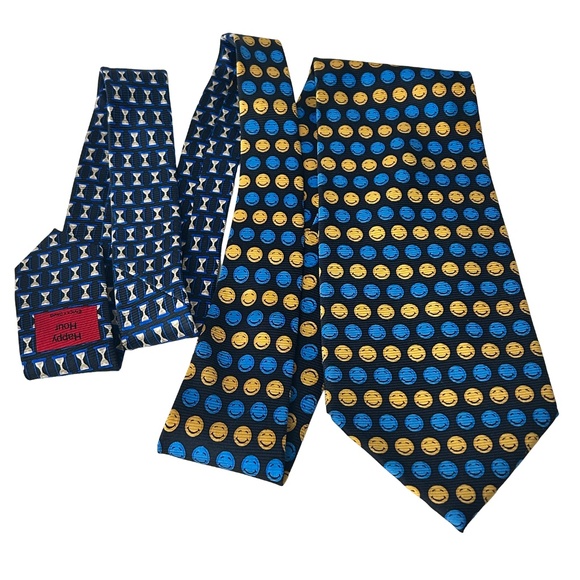 Vicky Davis Novelty Neck Tie Happy Hour Emoticons Graphic All Silk Korea - Picture 4 of 12